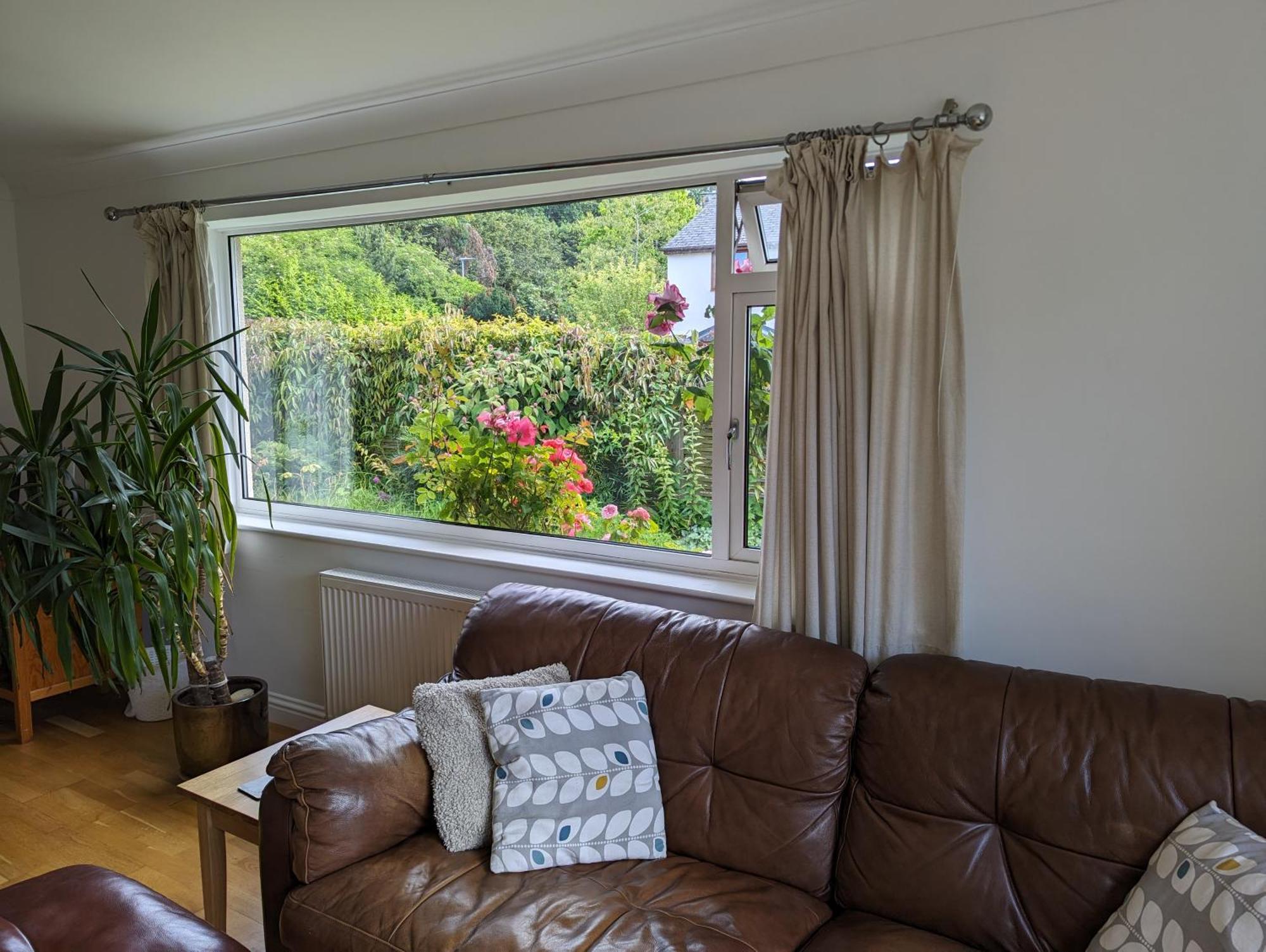 Peaceful Glastonbury Bungalow - Ideally Located Exterior foto